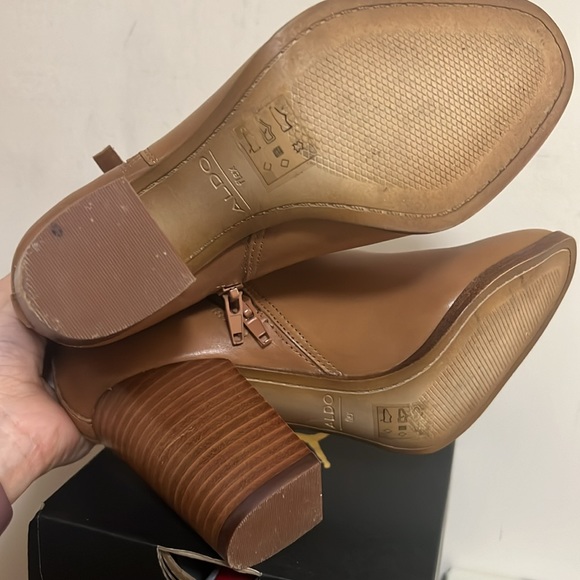 Aldo booties size 5 used - Picture 4 of 4